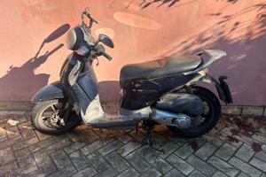 Aprilia scarabeo 125