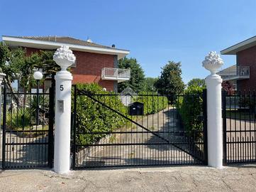 PORZIONE DI BIFAMILIARE A RIVALTA DI TORINO