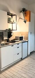 Mobile cucina base con lavandino e pensile ikea