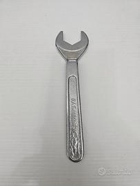 CHIAVE UNIVERSALE PER BOMBOLE DI GAS GPL WRENCH