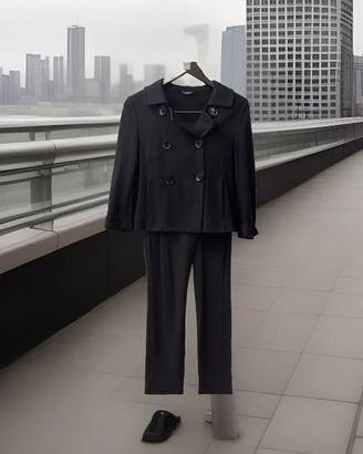 Tailleur giacca e pantalone