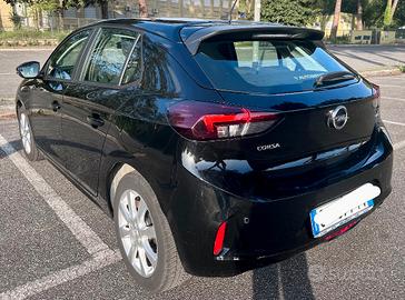 Opel corsa 1.2 Edition