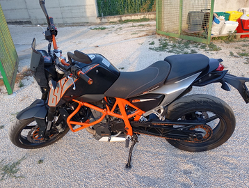 Ktm yuk 690