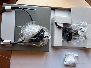 Set di freni a disco XT BL-M8200/BR-M8220