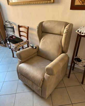 Poltrona ortopedica elettrica