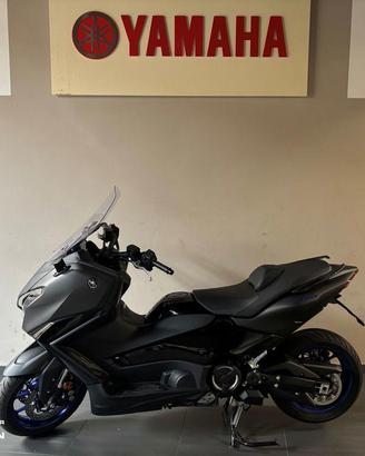 Yamaha T Max 560