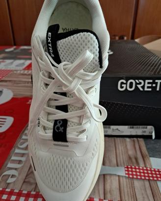 Scarpe sportive Goretex