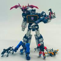 Masterpiece Soundwave + Lazerbeak, Buzzsaw, Ratbat