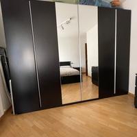 Camera da letto, comò, comodini, letto contenitore