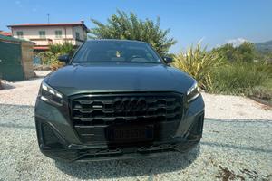 Audi 35 2.0 q2 identityblack quattro s-troni