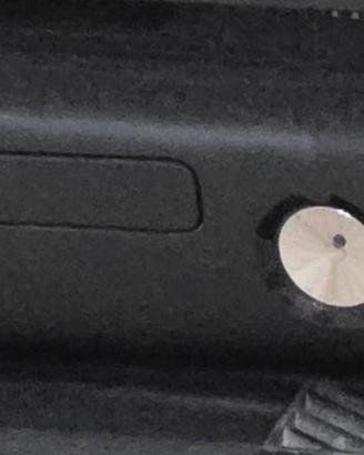 X-BOX 360 nera con mod. + telecamera e joypad.
