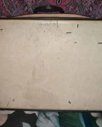 Valigia o borsa da viaggio vintage color beige