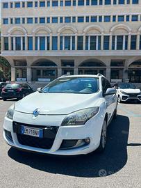 RENAULT MEGANE GT