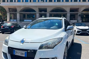 RENAULT MEGANE GT