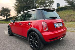 Mini Cooper S Asi con CRS