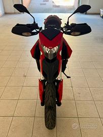 DUCATI HYPERMOTARD 821