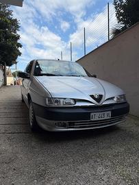 Alfa Romeo 146