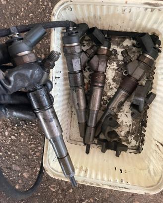 Iniettori bmw e46 320d m57