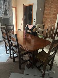 Tavolo e sei sedie vero legno