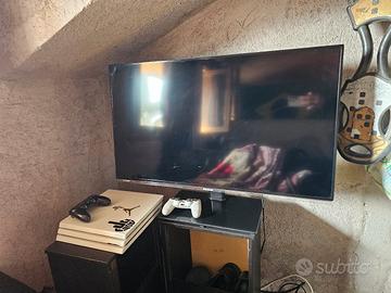 ps4 pro - tv Panasonic 39 pollici 