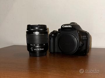 Fotocamera Reflex Canon 550D obbiettivo EF-S 18-55
