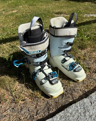 Scarponi Sci Alpinismo donna. Taglia 38