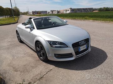 Audi TT roadster 2 serie