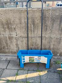 Seminatrice per giardino