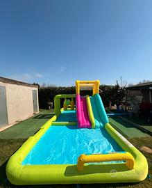 disponiamo di vari modelli di gonfiabili 