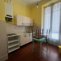 Trilocale luminoso a Chiavazza, Biella