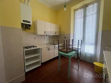 Trilocale luminoso a Chiavazza, Biella
