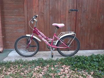 Bicicletta da bambina Atala con cambio shimano.
