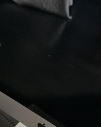 MAC BOOK