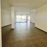 NEGOZIO A CASTELLALTO