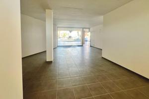 NEGOZIO A CASTELLALTO