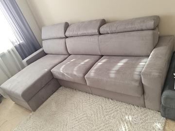 Divano nuovo con penisola reversibile 