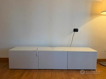 Mobile tv Besta ikea + ripiano vetro
