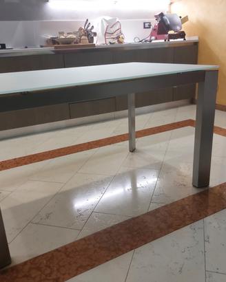 Tavolo Calligaris mod.Baron-Connubia allungabile