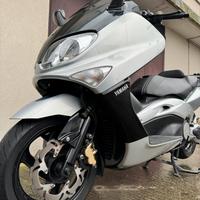 Yamaha t max 500