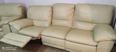 Divano in vera pelle