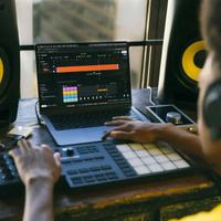 Studio musicale portatile USB – produci musica PC