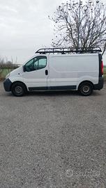 Furgone gancio traino 1.9 dci