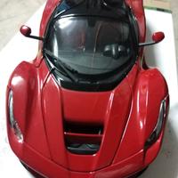 modellino burago La Ferrari 1:18