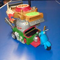 Pizza thrower delle Tartarughe Ninja + 2 act fig.