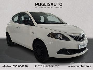 LANCIA Ypsilon 3ªs 1.0 FireFly 5p S&S Hybrid Silve