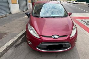1300 € Ford Fiesta Titanium 1.4 Benzina 2009
