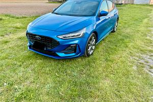 Ford focus st line x trattabili