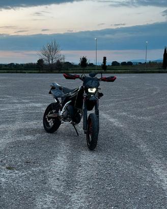 Husqvarna 125 SM 2T.