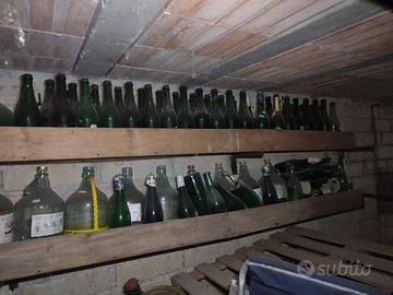 BOTTIGLIE IMBOTTIGLIAMENTO VINO