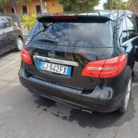 auto mercedes 